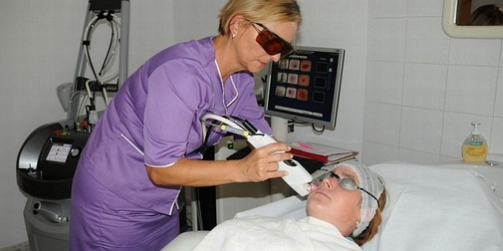 Dr. Cristina Stanescu - Quanta Laser la Dermacenter Bacau